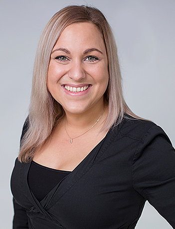 Manuela Weixelbaumer Manuela Weixelbaumer
