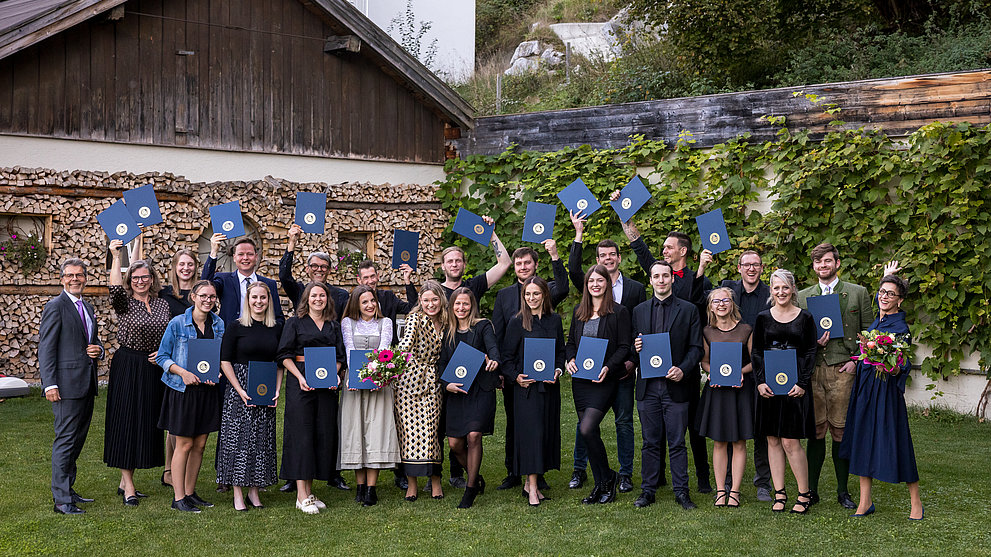 Erfolgreich abgeschlossen! ÖHV gratuliert Absolvent:innen der AKA 2023
