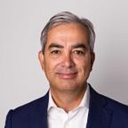 Dr. Vladimir Preveden