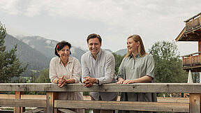 Gruppenfoto Barbara Winkler, Michael Landlinger-Weilbold und Evelyn Adelsberger