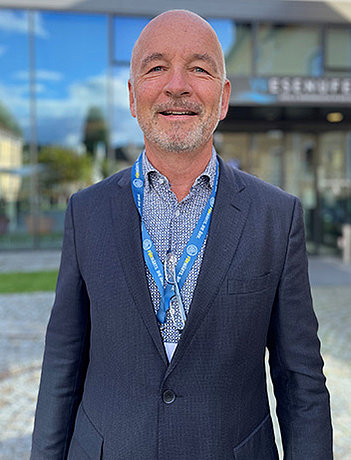 Hans Mader Hans Mader