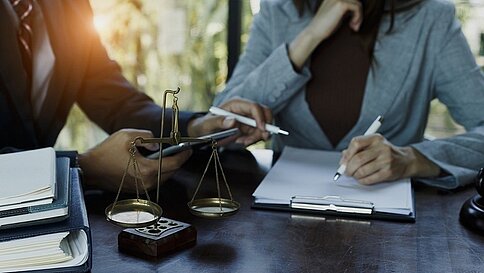 Webinarreihe „Arbeitsrecht kompakt im Hotel“ 2026