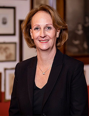 Vera Kremslehner Mag. Vera Kremslehner-Braunegg